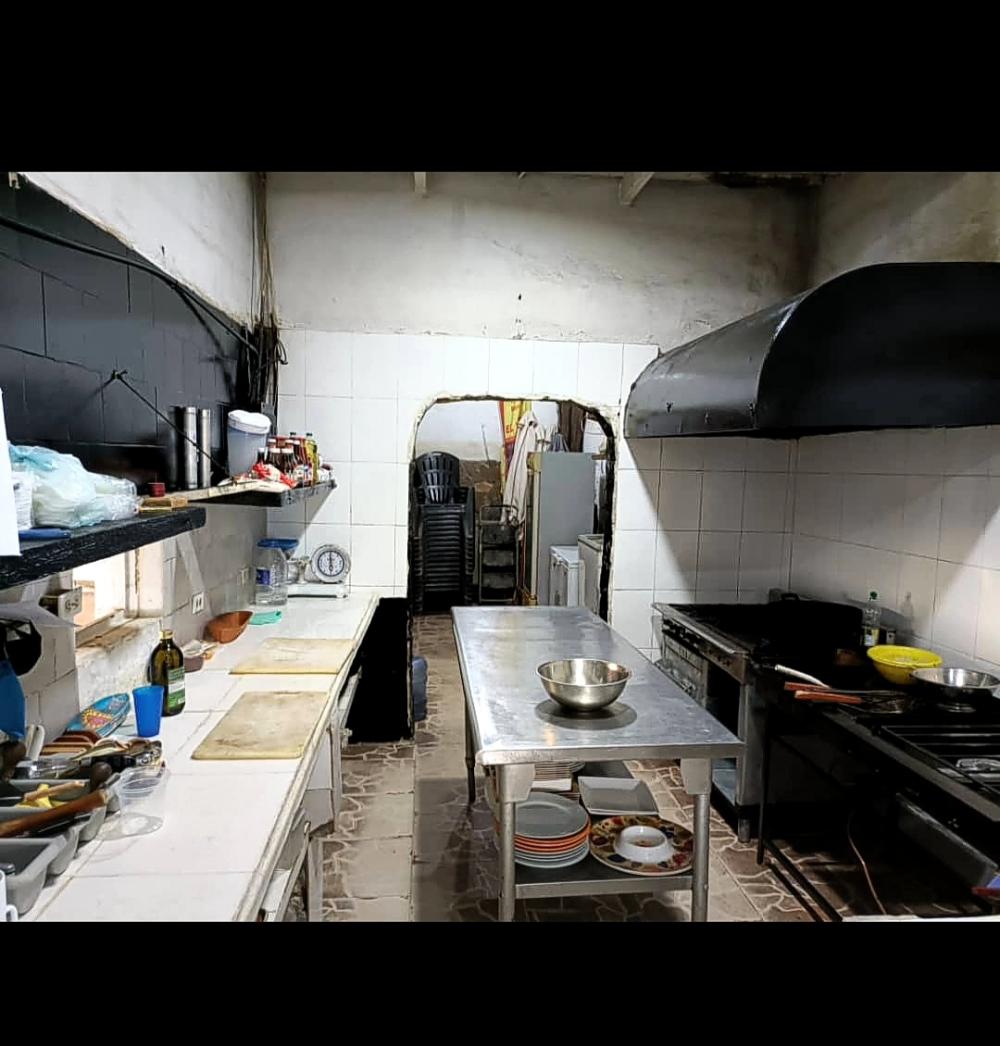  for sale commercial premise Albeos Paradanta 4