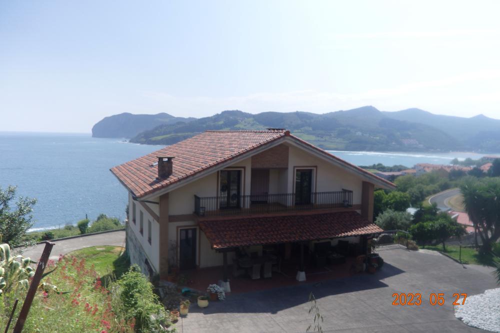  for sale house Mundaka Busturialdea 1