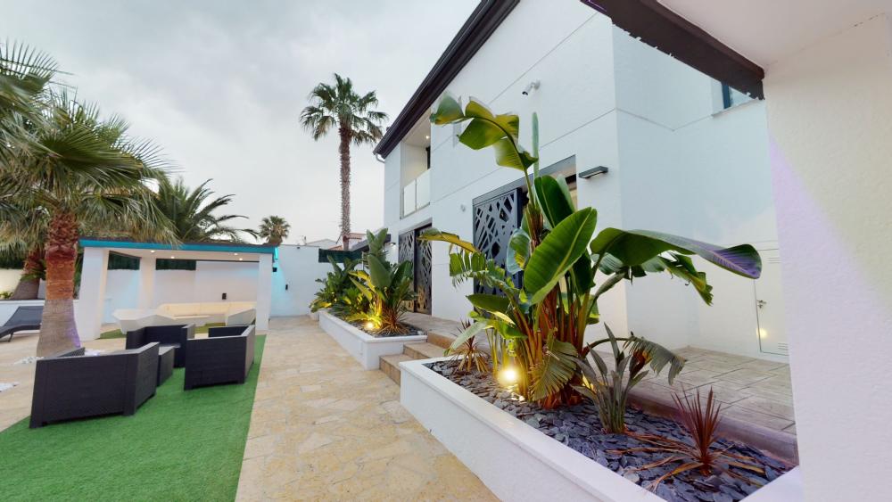  for sale villa Tres Cales Baix Ebre 25