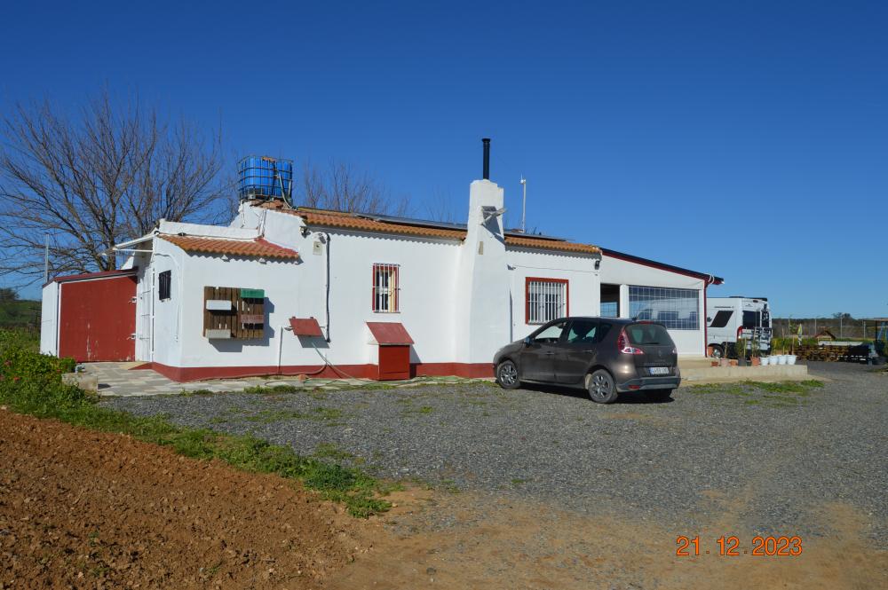  for sale country house Rociana Del Condado Condado (El) 1