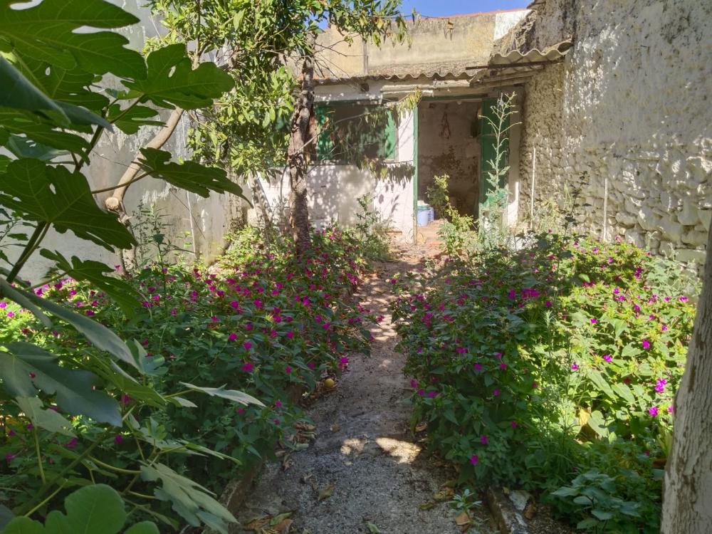  for sale house Guadalcanal Sierra Norte 49