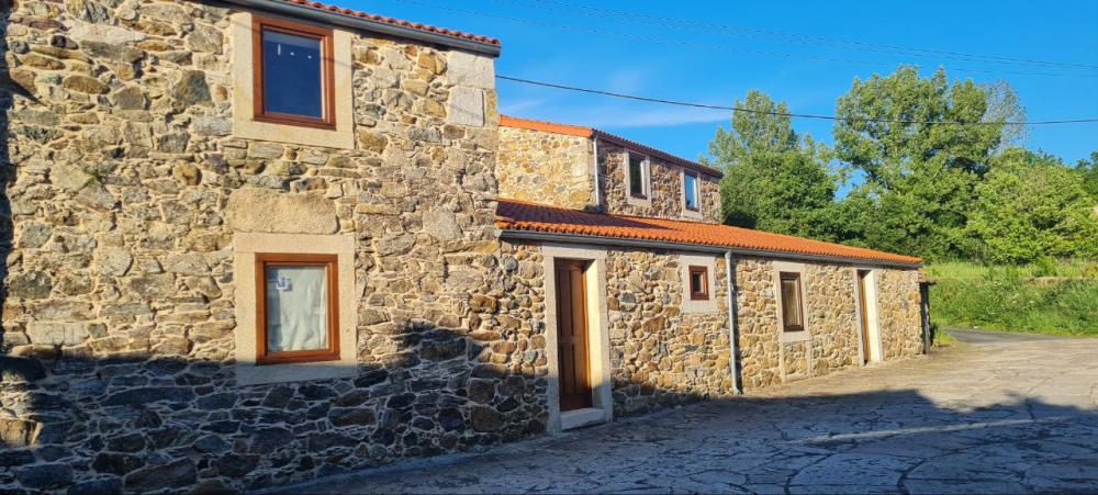  for sale house O Leboreiro Tierra De Mellid 2