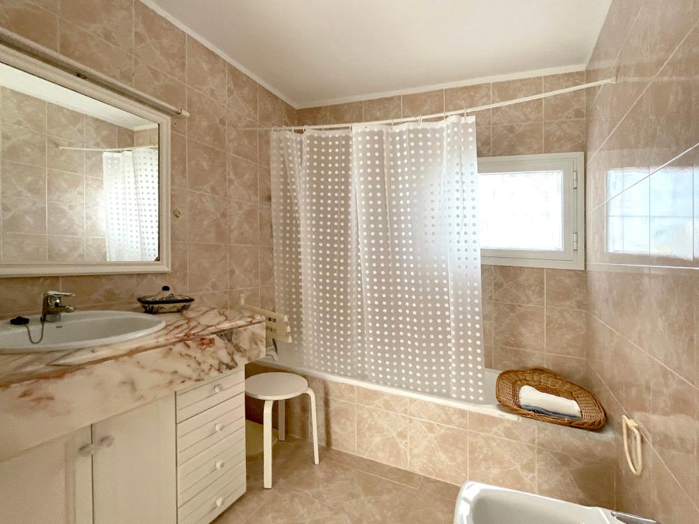  for sale villa San Eugenio Zona Sur 25