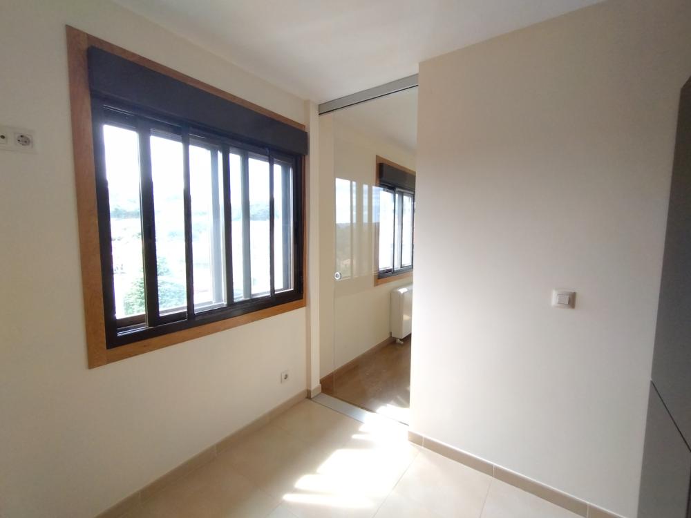  for sale apartment A Telleira Santiago 28