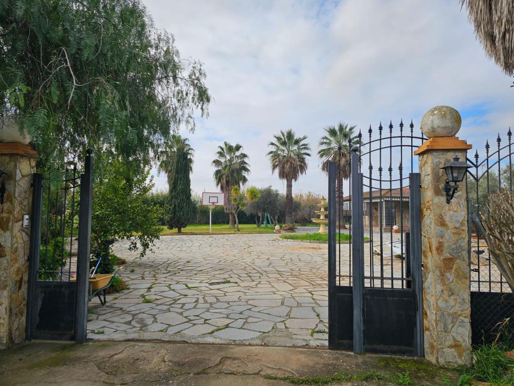  for sale villa Montijo Merida 1
