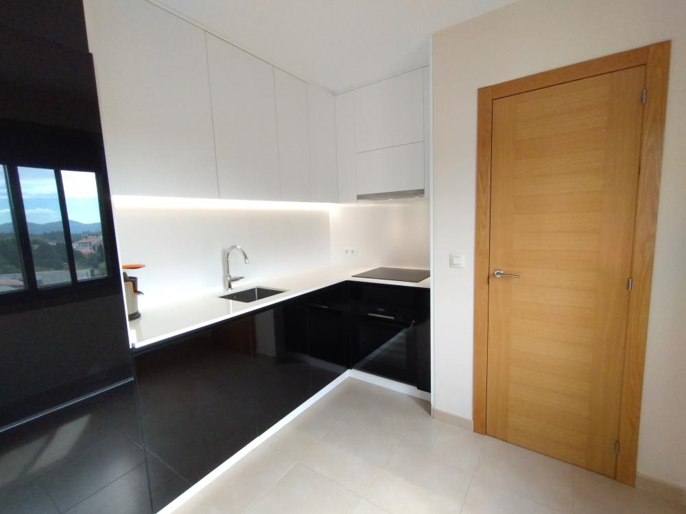  for sale apartment A Telleira Santiago 23