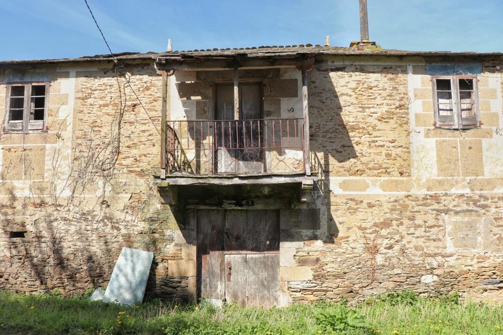  for sale house Fonfria Meira 1