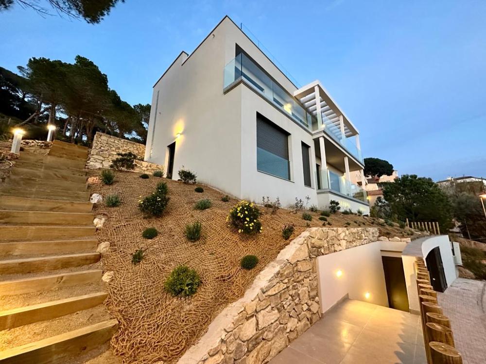  for sale villa Los Pinares Selva 1