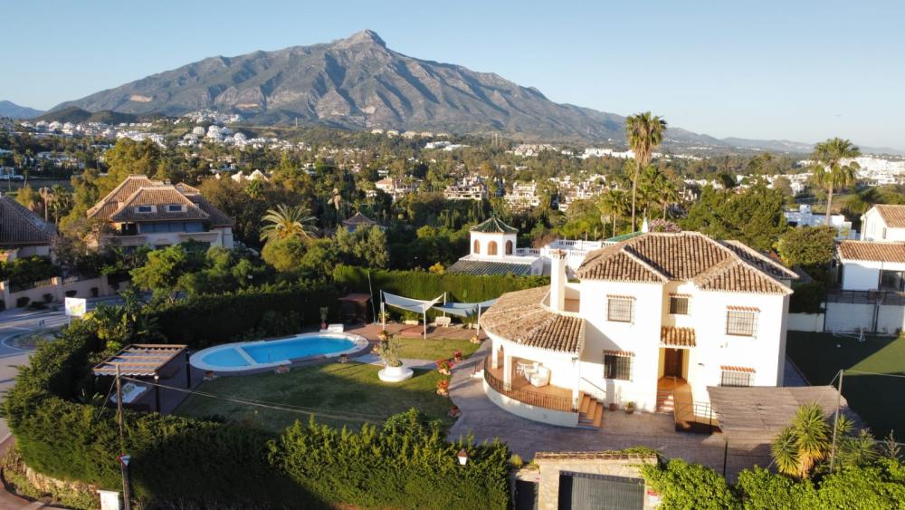  for sale villa Nueva Andalucía Costa Del Sol Occidental 1