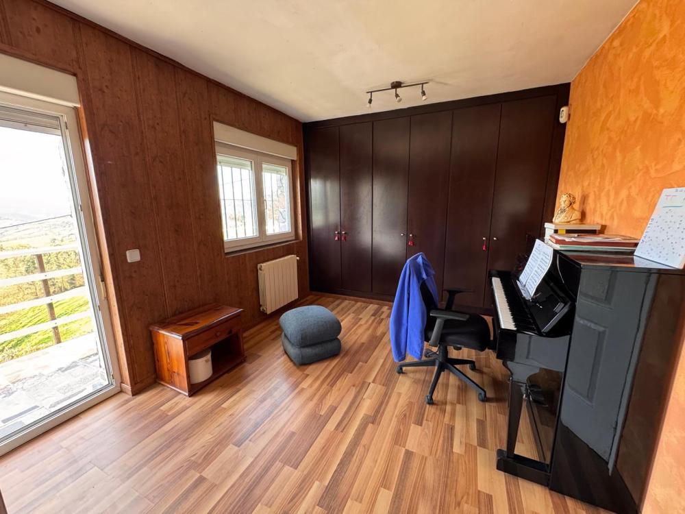  for sale villa Lampaya Oviedo 18