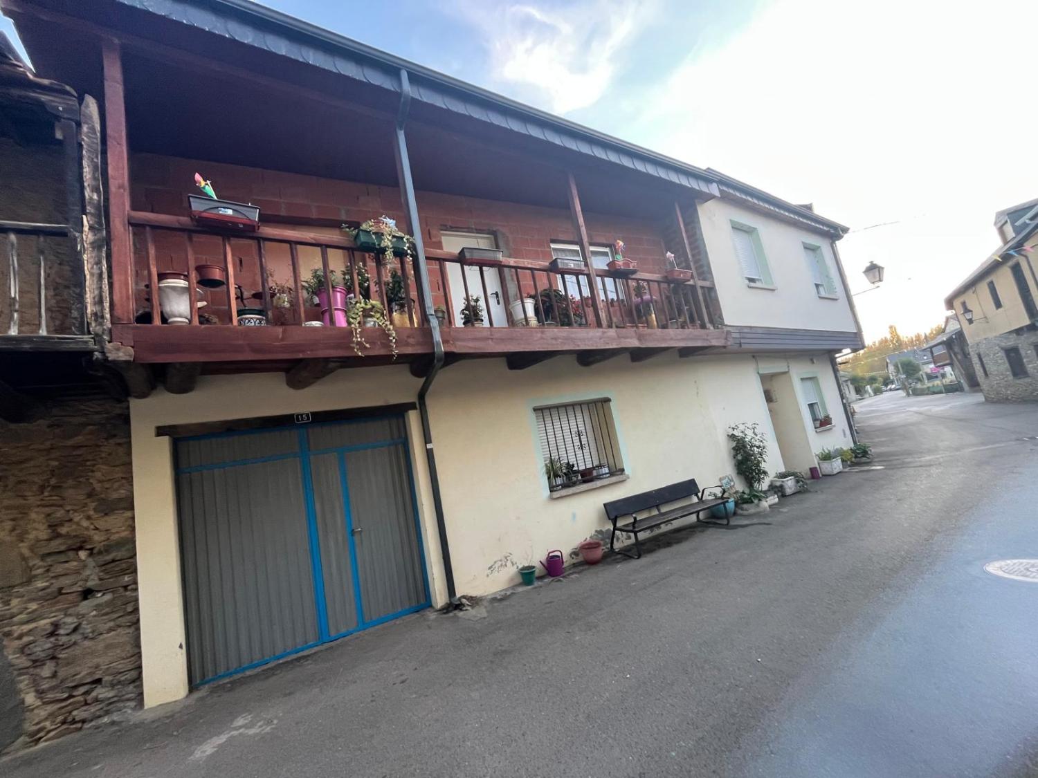  for sale house Villaverde De Los Cestos Bierzo (El) 1
