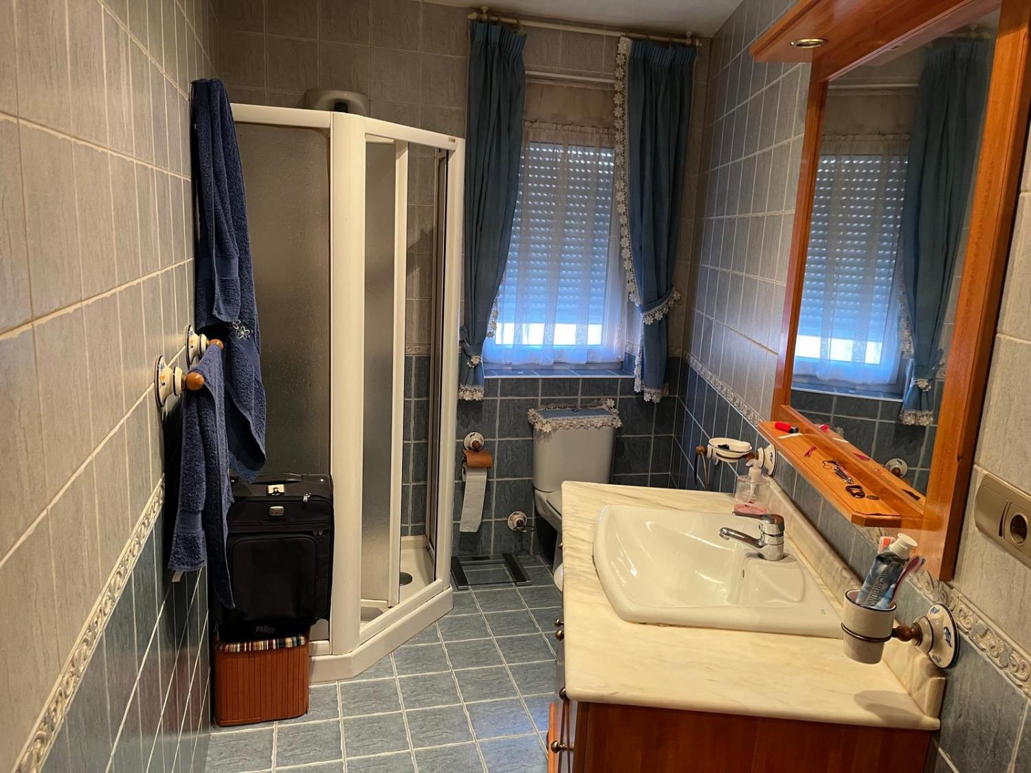  for sale house Albares De La Ribera Bierzo (El) 41