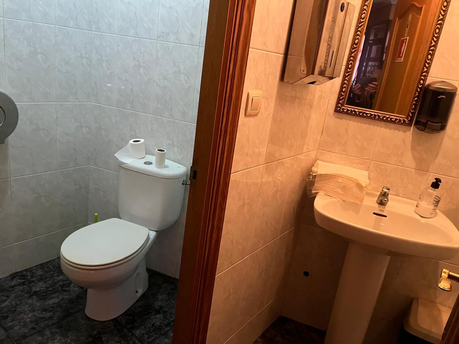  for sale house Albares De La Ribera Bierzo (El) 11