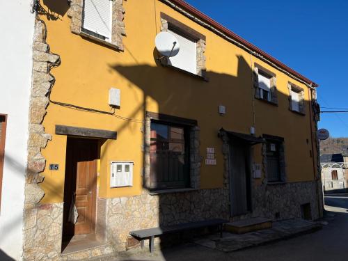 Albares De La Ribera Bierzo (El) house foto 6314329
