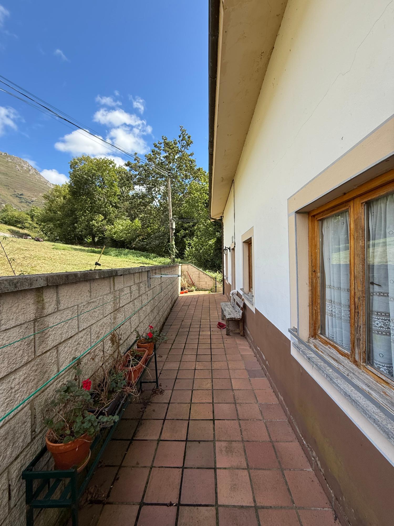  for sale terraced house Arangas Oriente 3