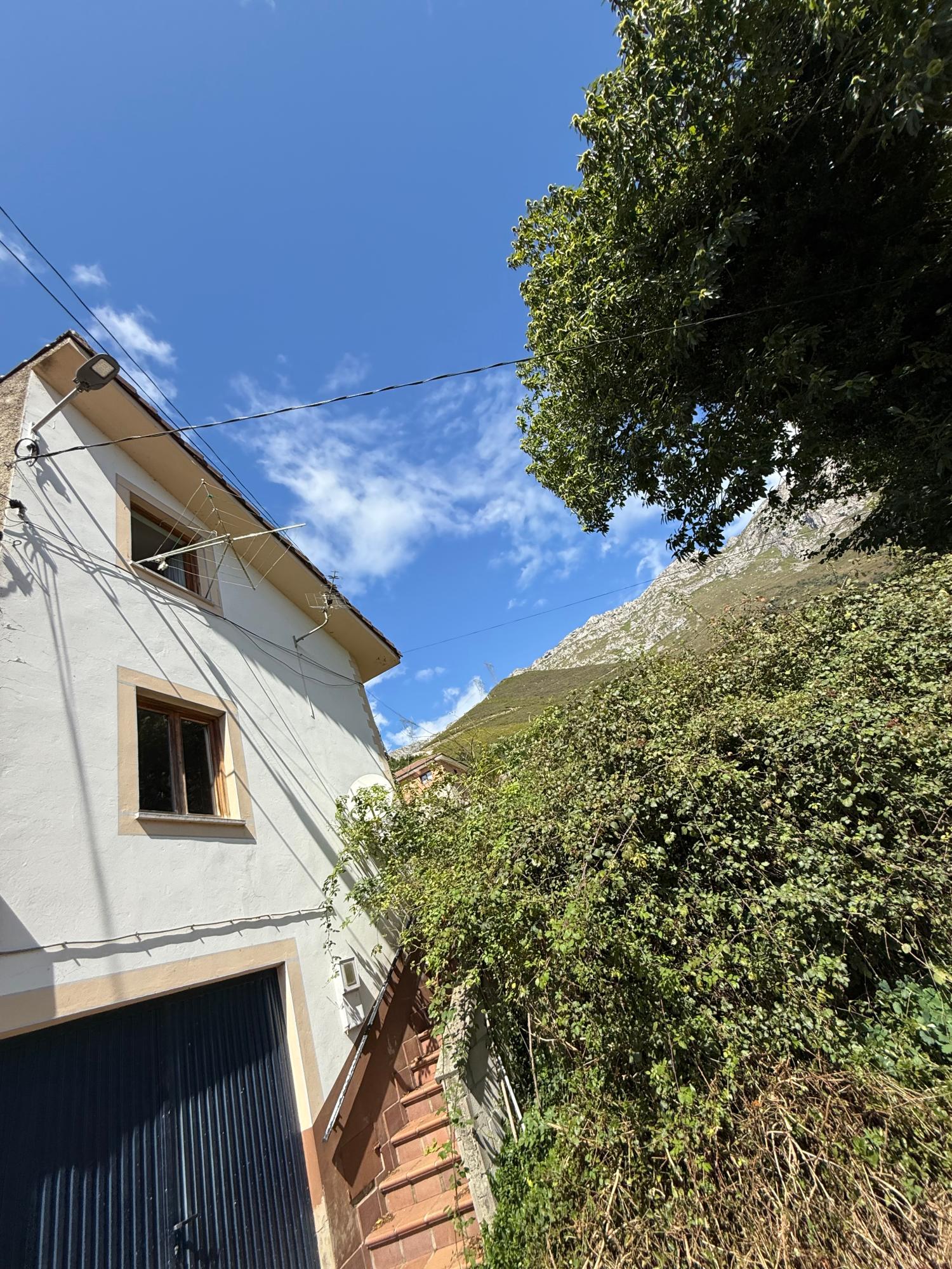  for sale terraced house Arangas Oriente 25