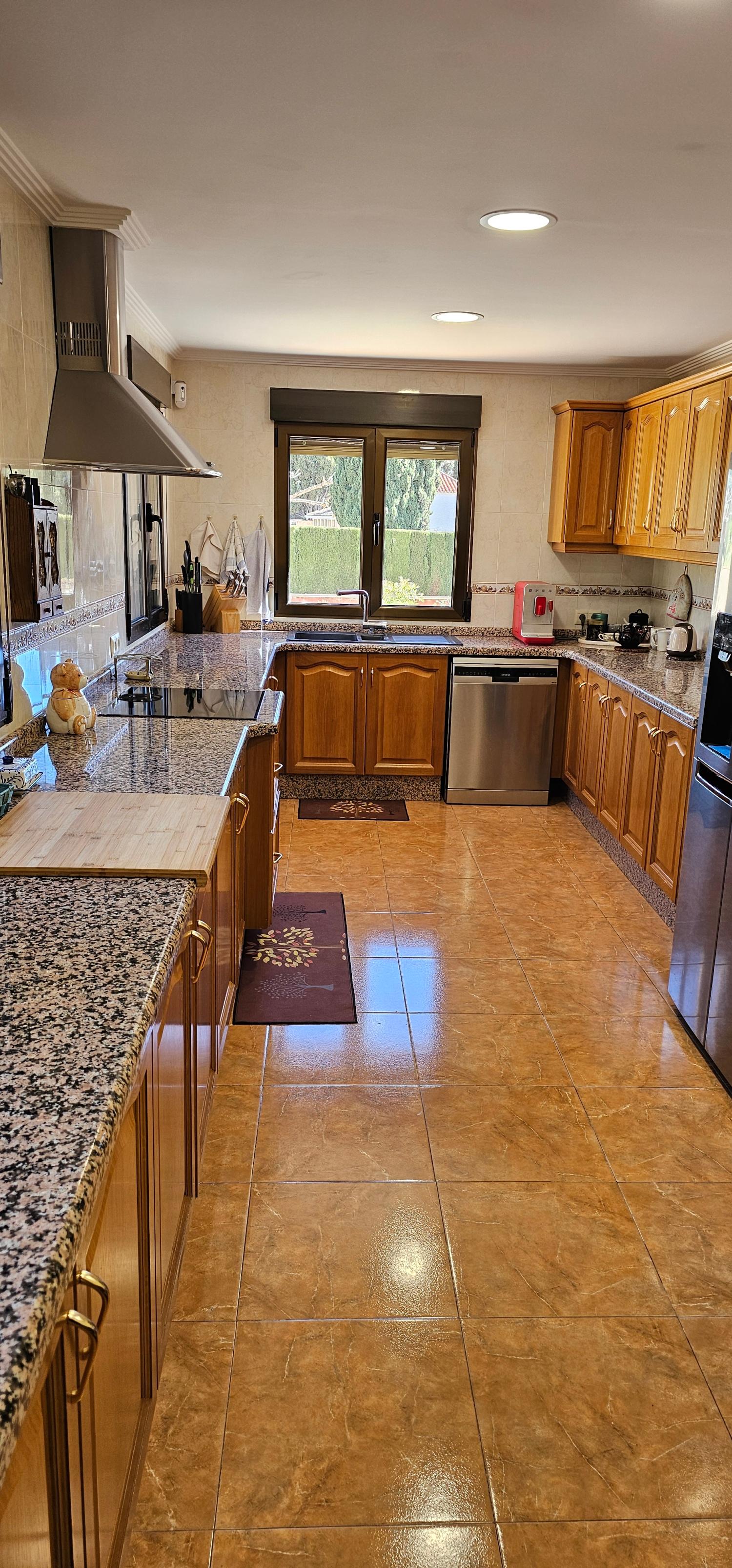  for sale villa Balones Comtat 7