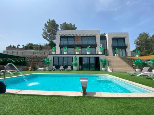 Torrelles De Llobregat Baix Llobregat house foto 6175881