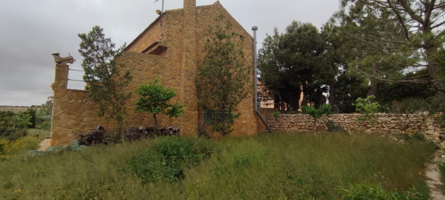  for sale house La Higuera Monte Ibérico Almansa 2