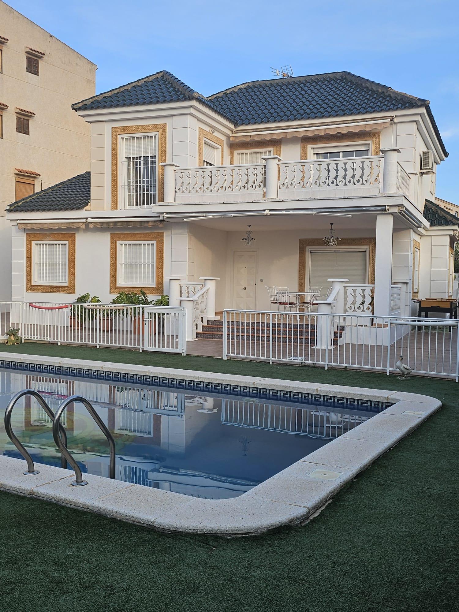  for sale villa Los Arenales Del Sol Baix Vinalopó 1