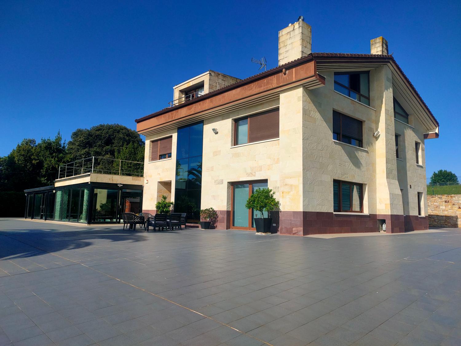  for sale villa Mentxakaetas Uribe 1