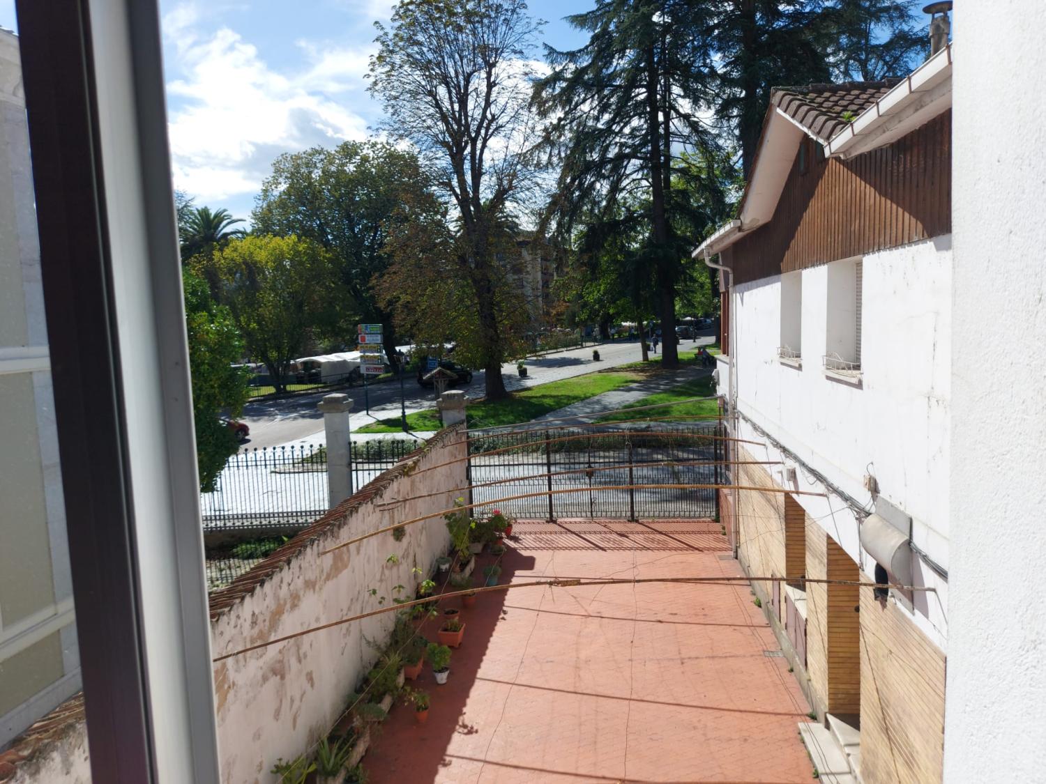  for sale building Grado Oviedo 9