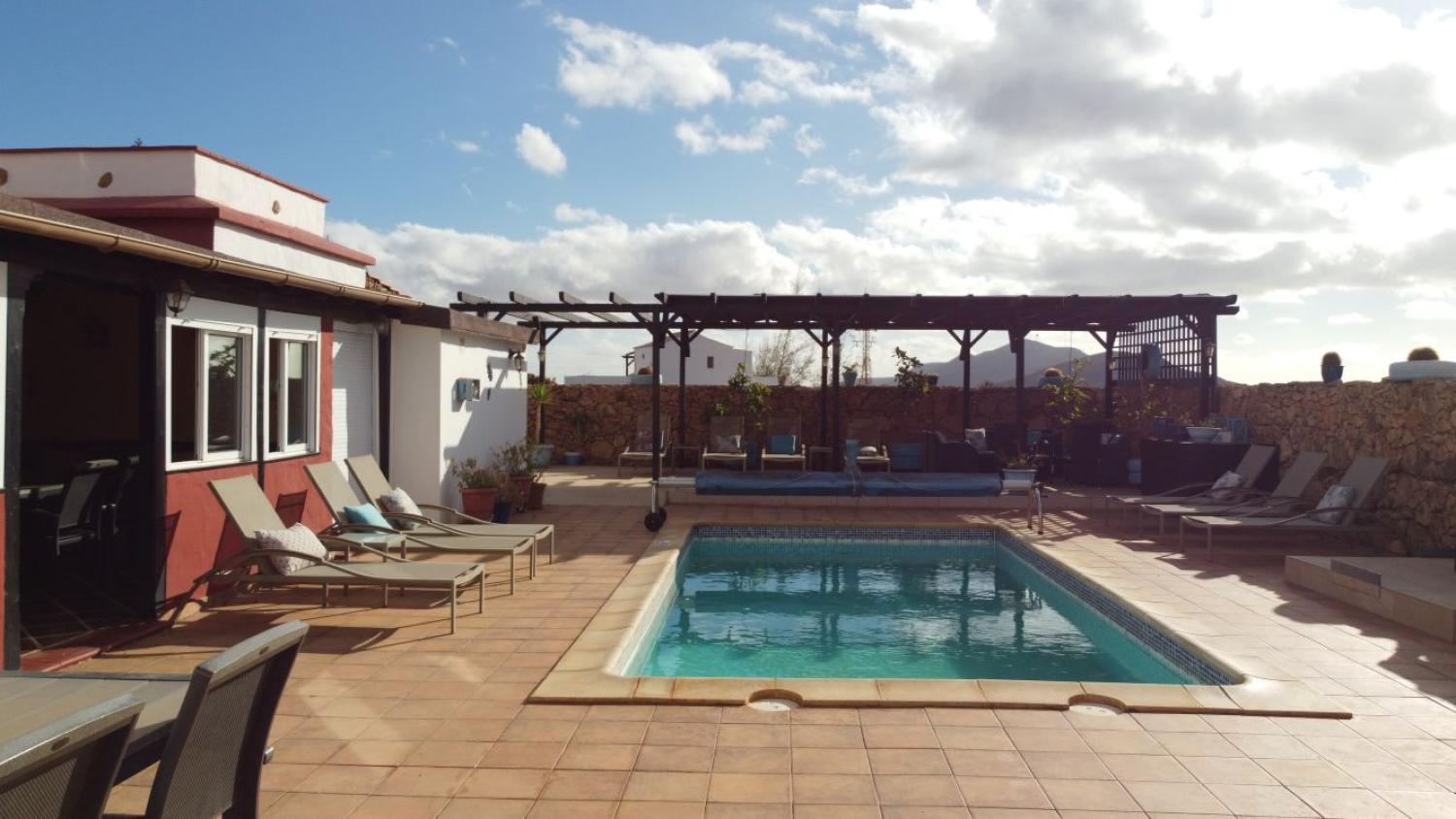  for sale villa Casillas De Morales Antigua 3