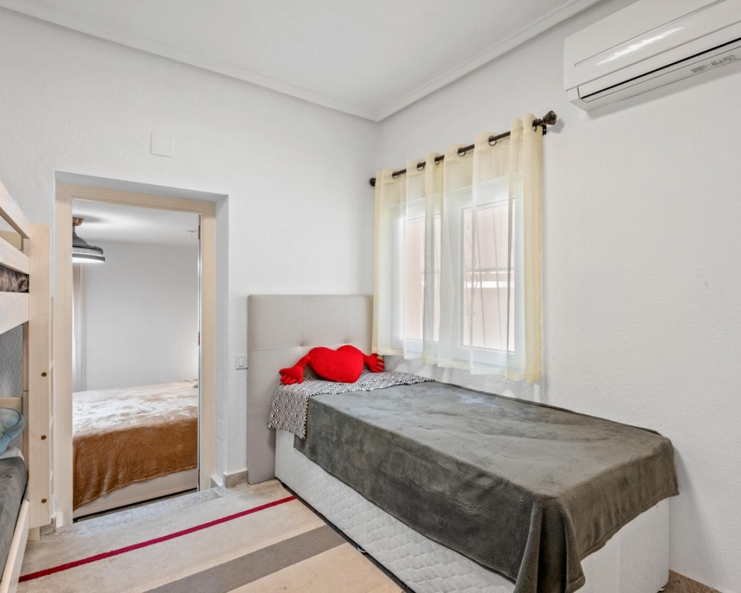  for sale villa Rojales Baix Segura 27