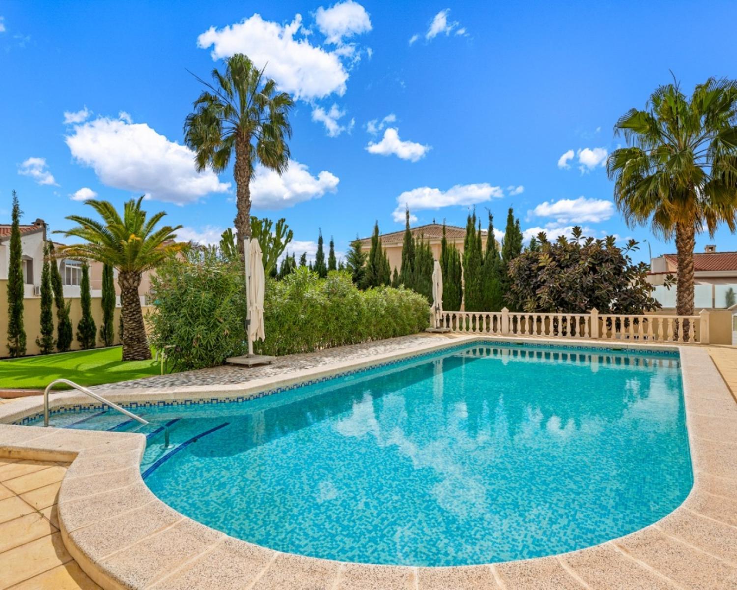  for sale villa Rojales Baix Segura 37