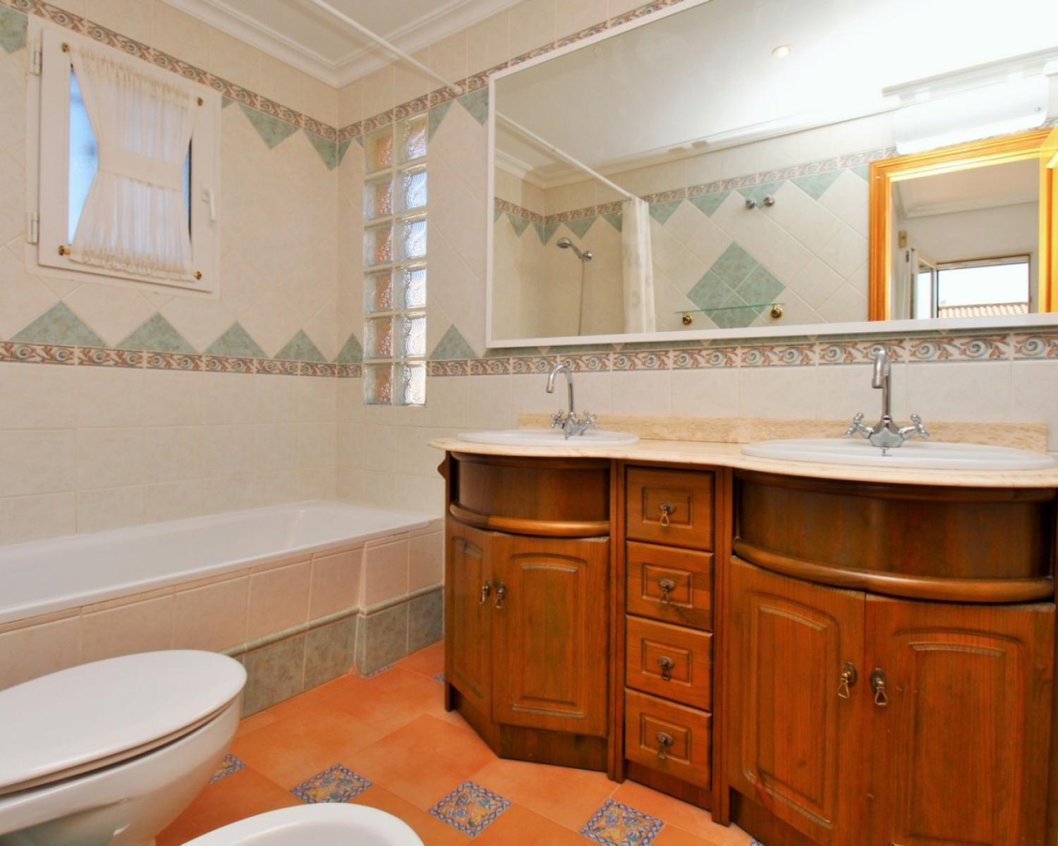  for sale house Playa Flamenca Baix Segura 23