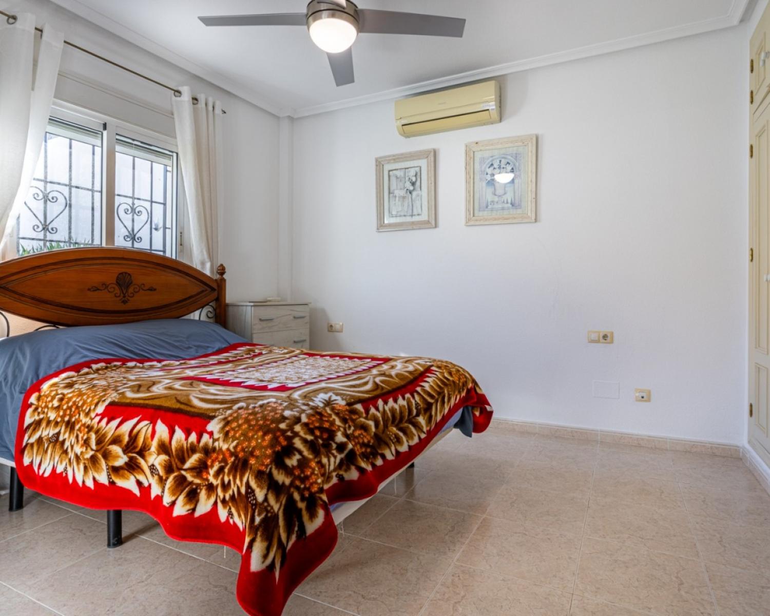  for sale villa Bigastro Baix Segura 28