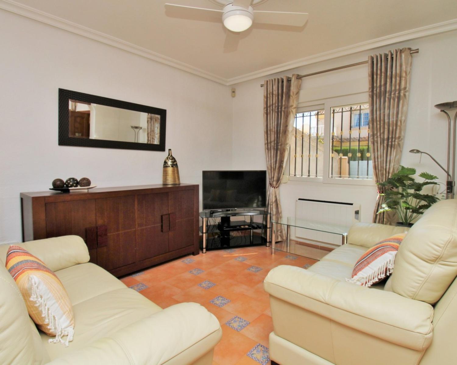  for sale house Playa Flamenca Baix Segura 36