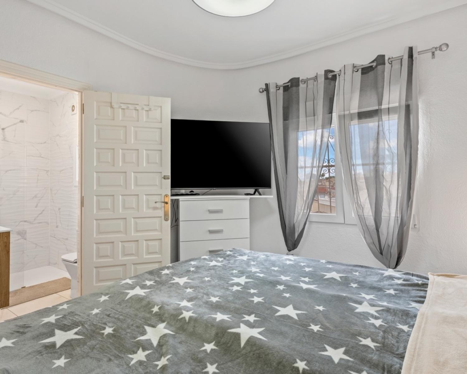  for sale villa Rojales Baix Segura 17