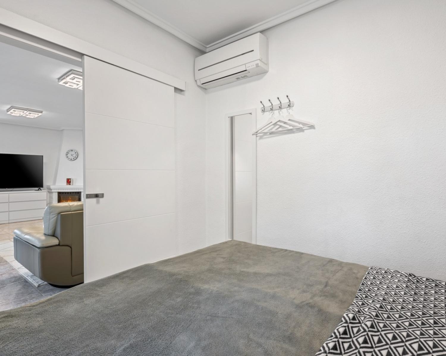  for sale villa Rojales Baix Segura 29