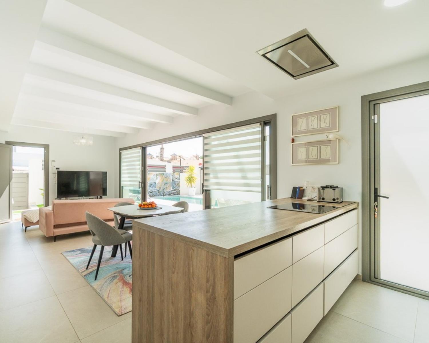  for sale villa Villamartín Baix Segura 26