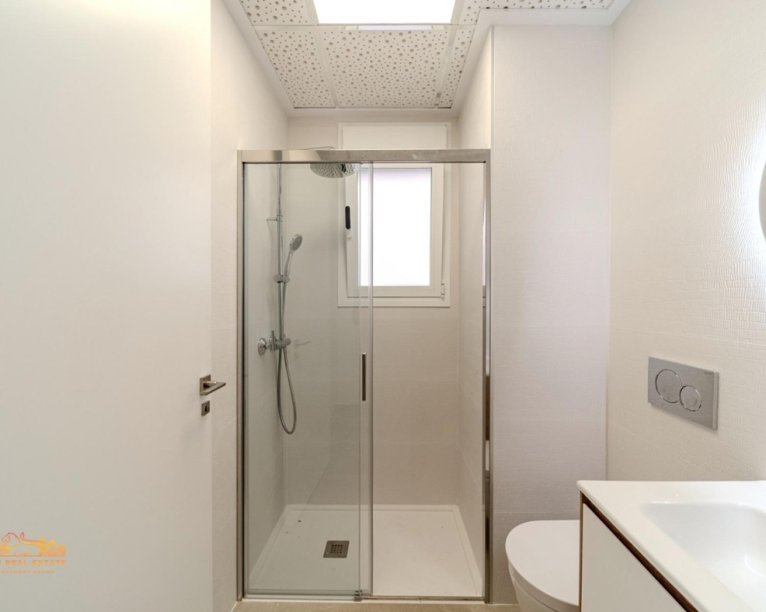  for sale apartment Torrevieja Baix Segura 20