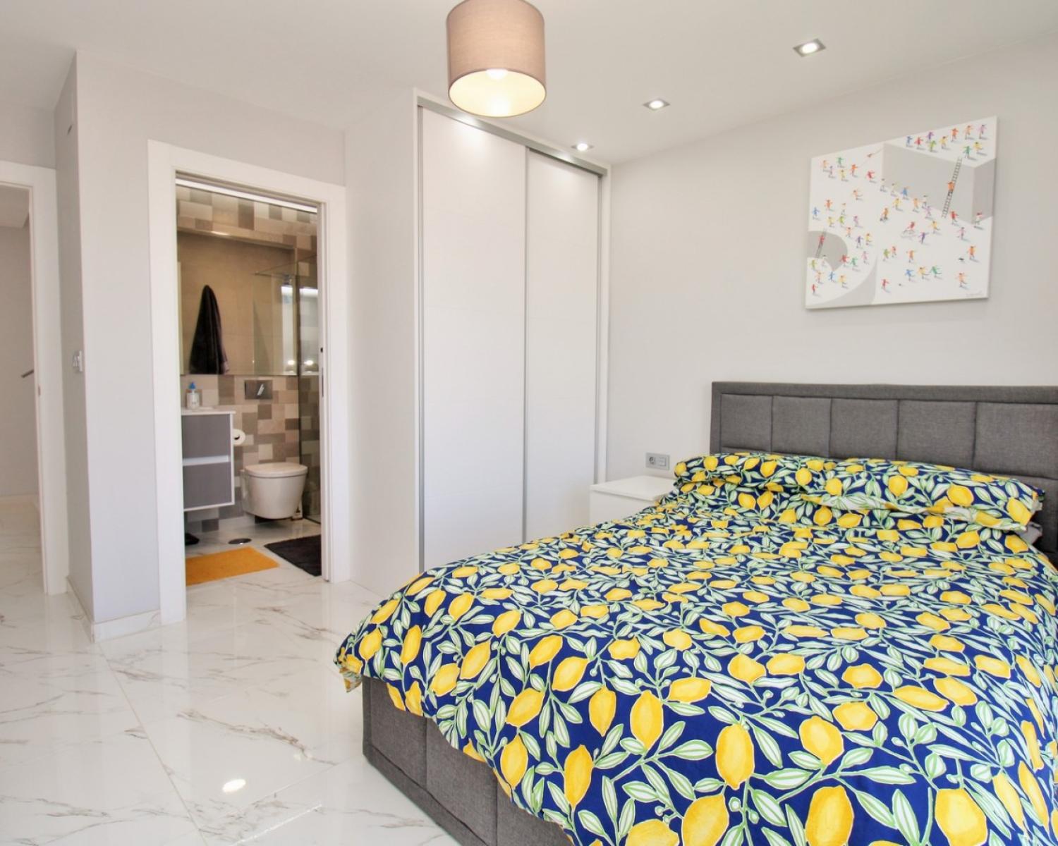  for sale villa Villamartín Baix Segura 24