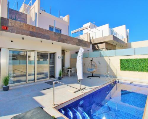 Villamartín Baix Segura villa foto